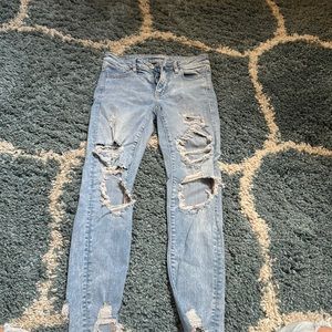 American eagle skinny ripped jeans